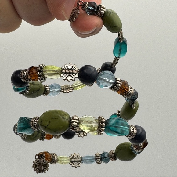 Multi Color Beaded Memory Wire Bracelet • 7.5” Adjustable - Picture 3 of 5